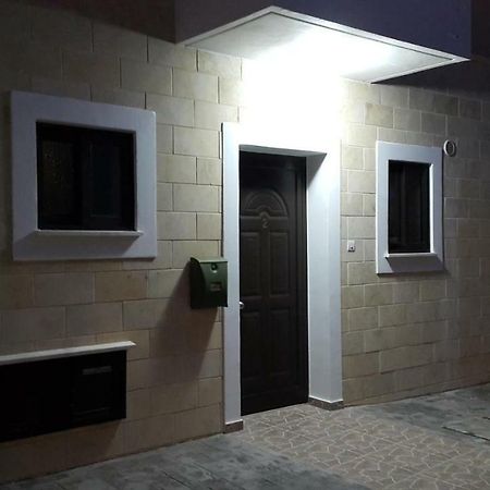 Chris'S Kyklades Holiday Apartment パラリムニ エクステリア 写真